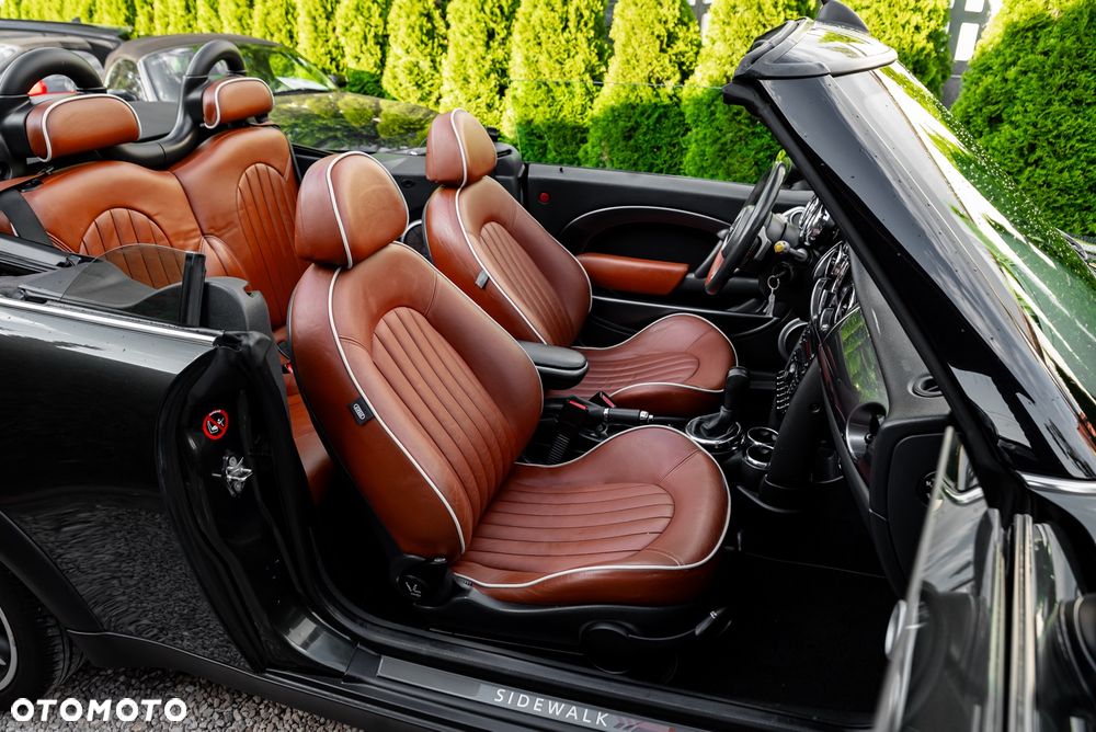 MINI Cooper Sidewalk - 28