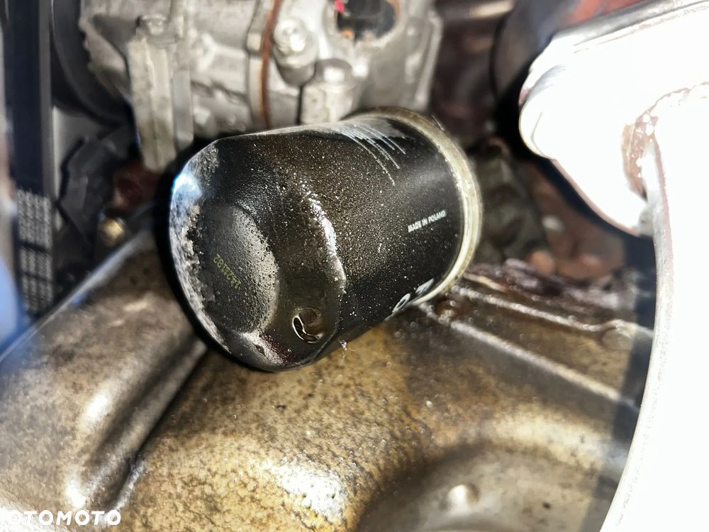 Toyota Yaris 1.3 - 9