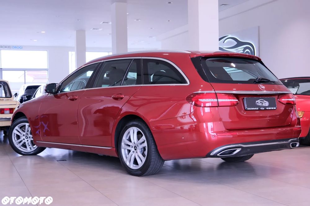 Mercedes-Benz Klasa E 220 d T 9G-TRONIC Avantgarde - 9