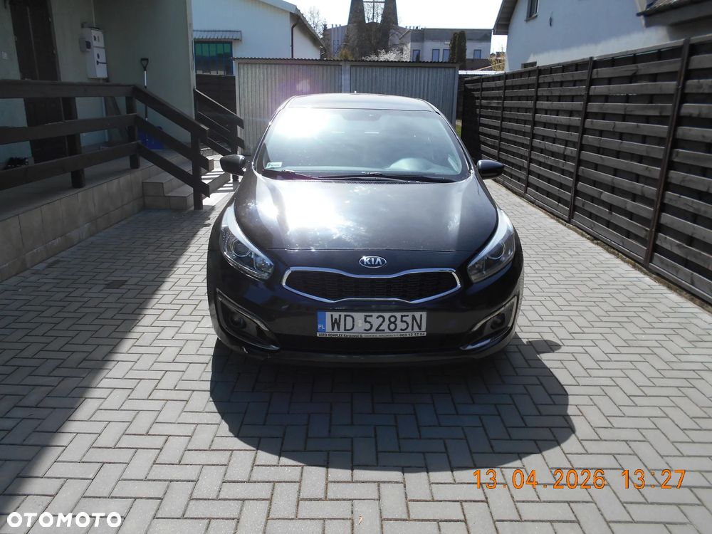 Kia Ceed 1.6 CRDi L - 6