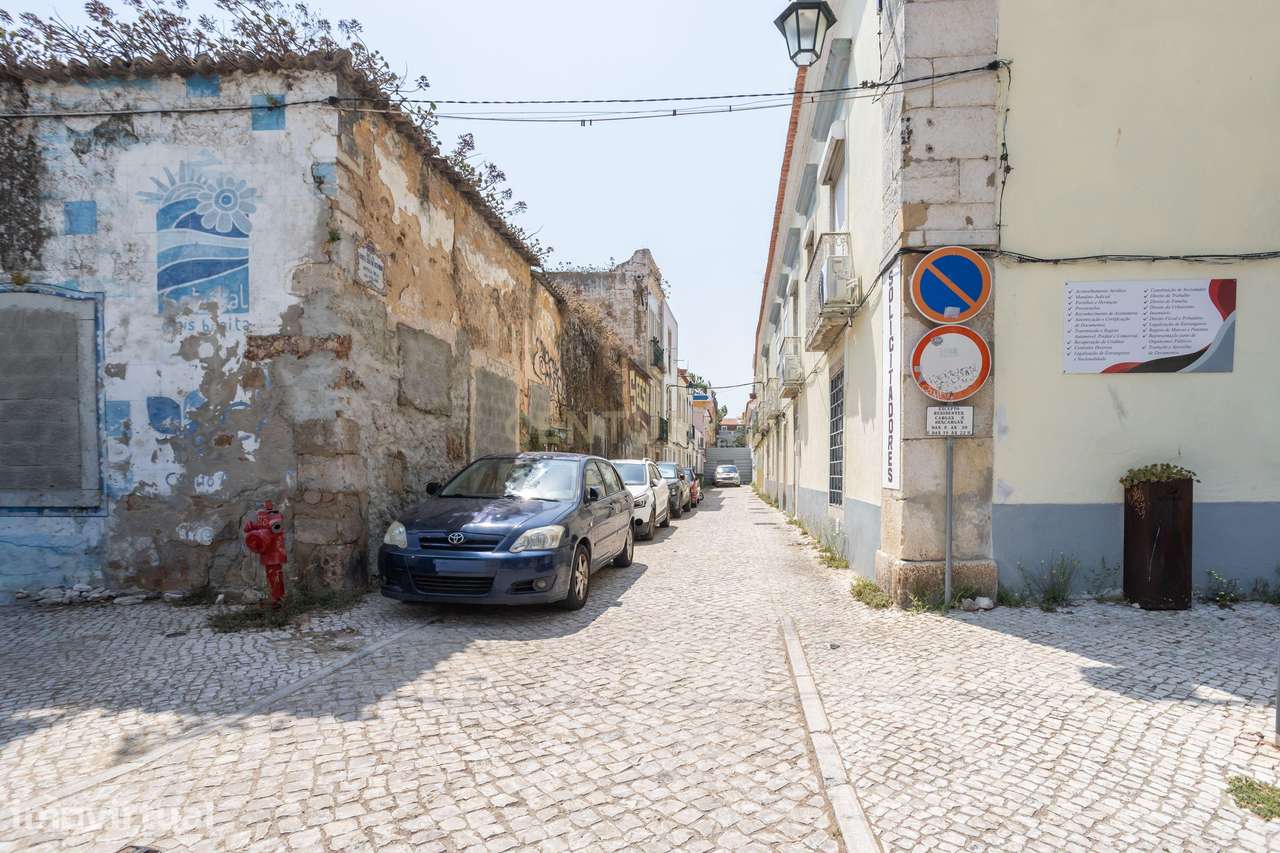 Prédio de Charme Totalmente Renovado no Coração da Baixa de Setúbal – - Grande imagem: 2/60
