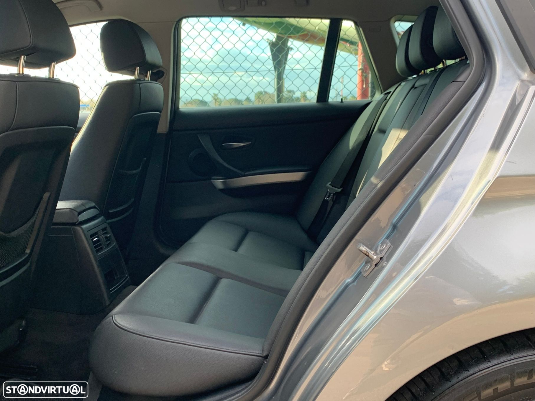 BMW 320 d Touring Navigation - 18