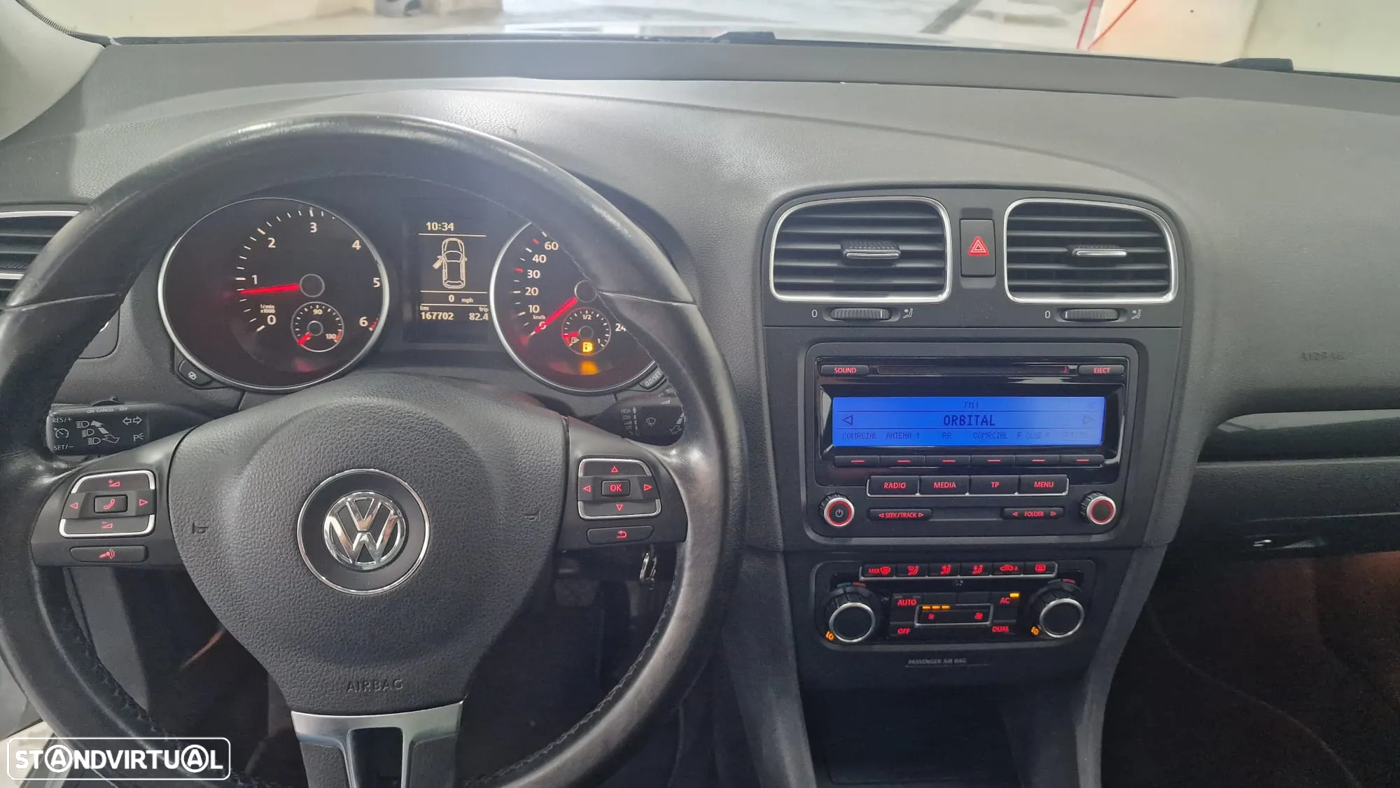 VW Golf 2.0 TDi Confortline - 8