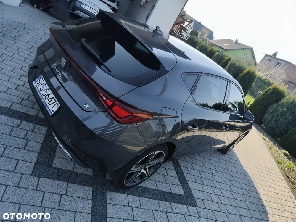 Seat Leon 1.5 eTSI FR DSG - 2