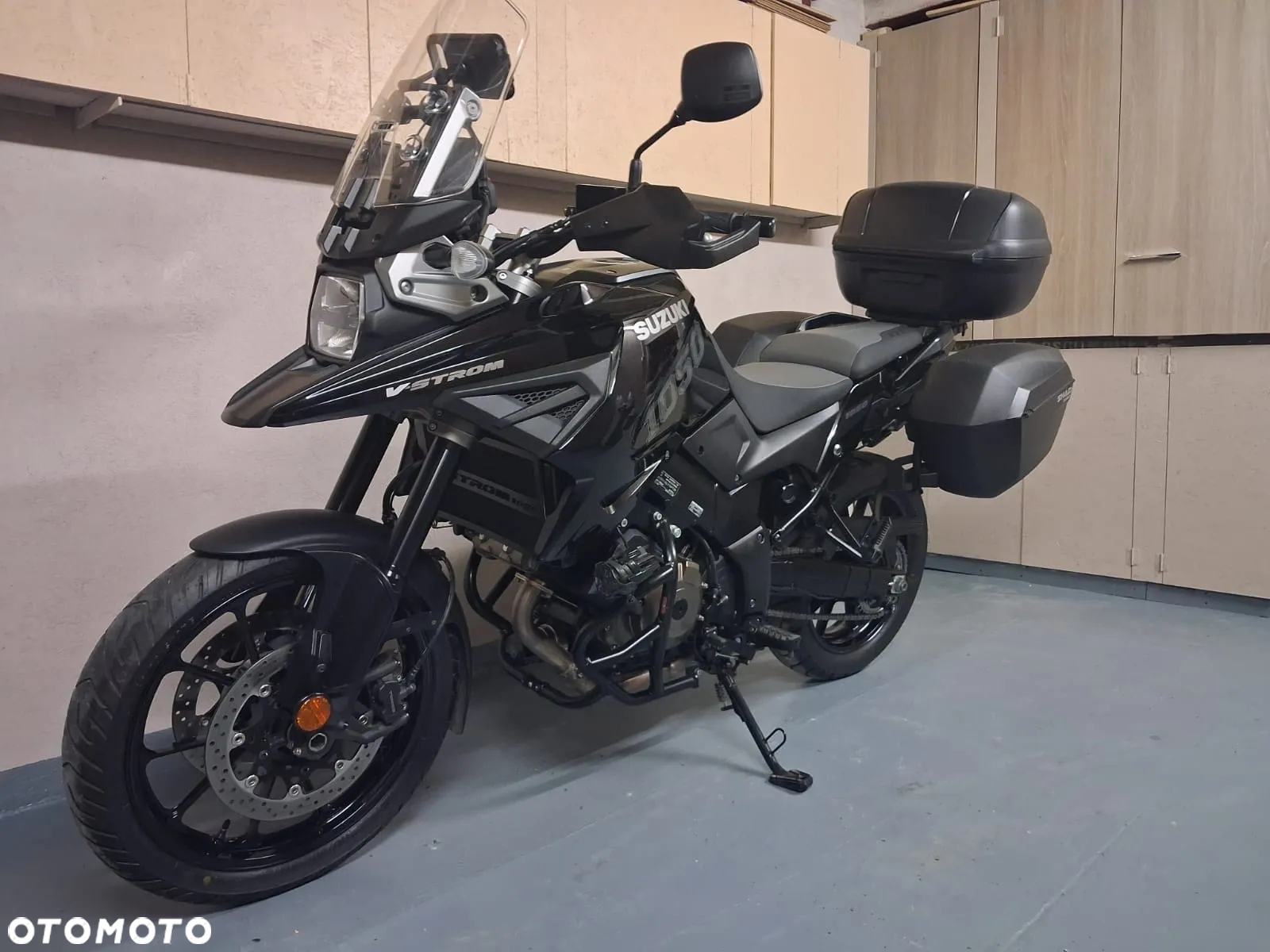 Suzuki V-STROM - 6