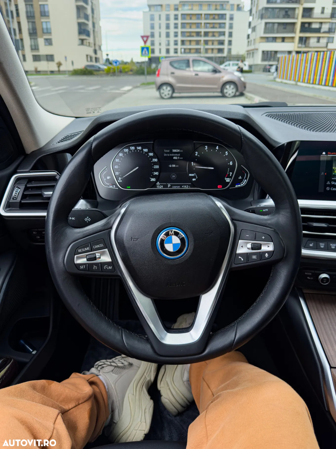 BMW Seria 3 320i AT - 23
