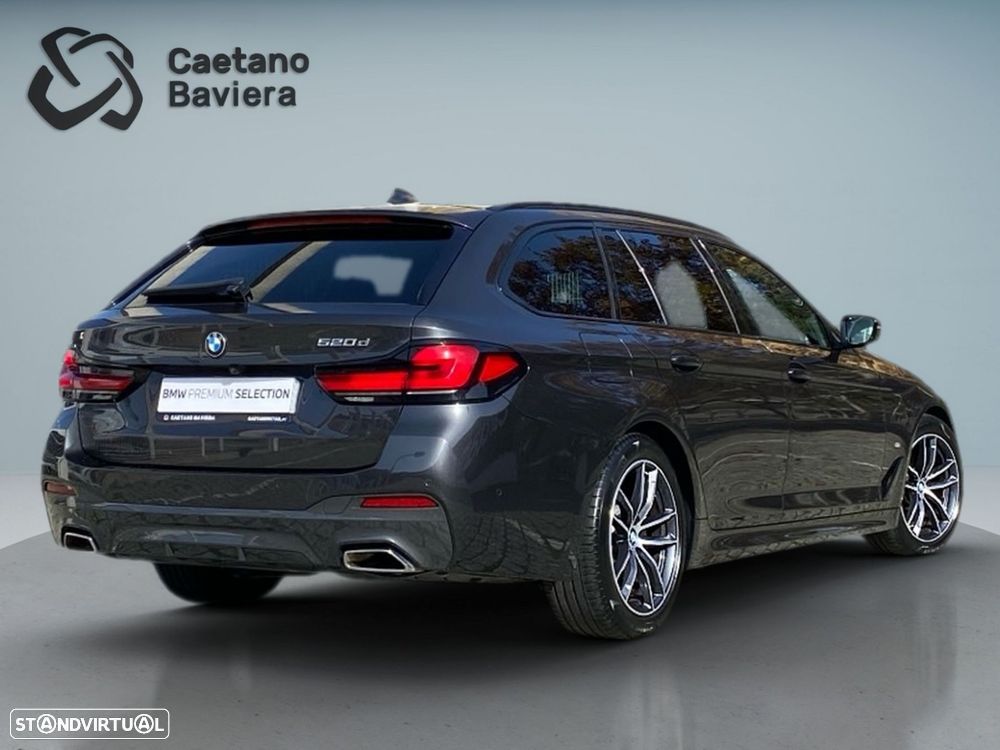 BMW 520 d Pack Desportivo M Auto - 2
