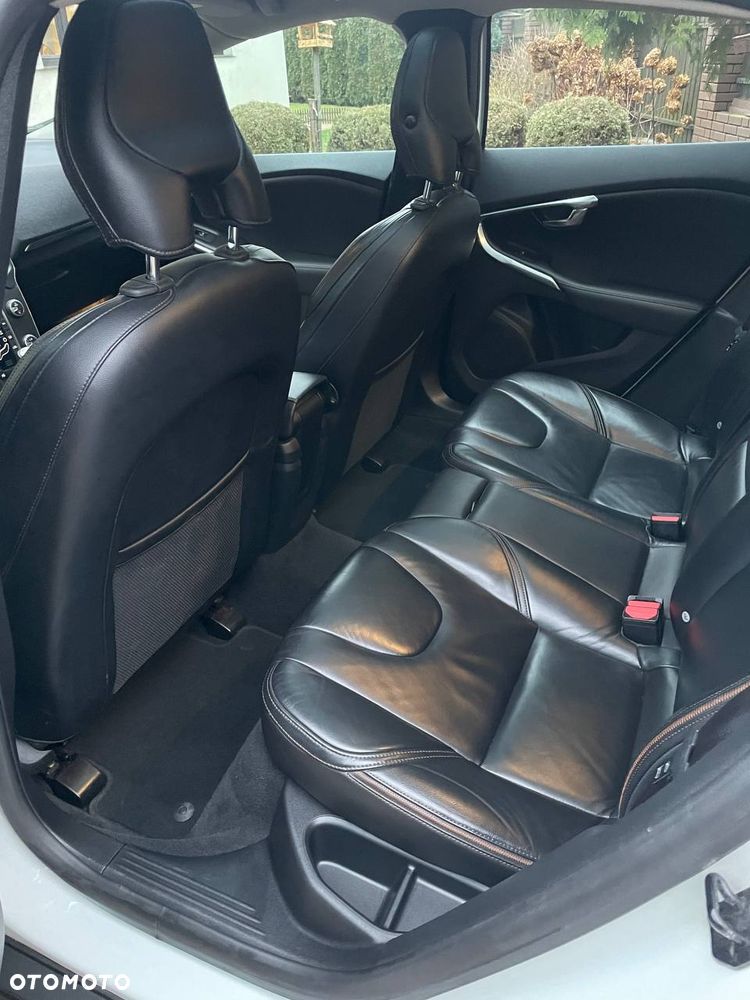 Volvo V40 Cross Country T4 Summum - 9