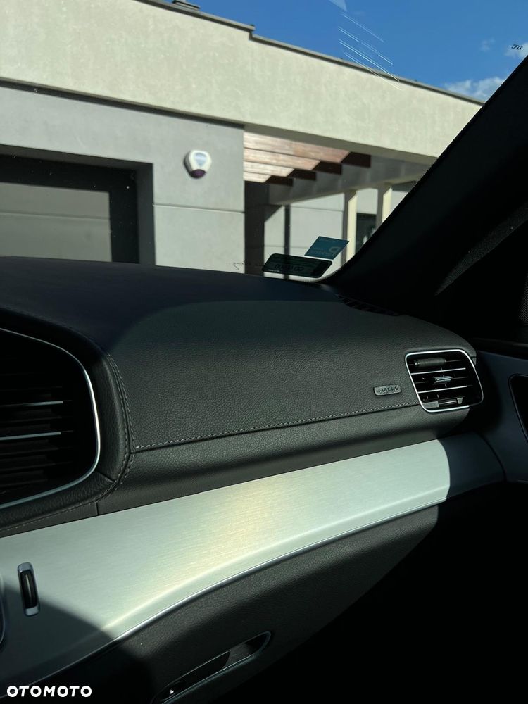 Mercedes-Benz GLE 300 d 4-Matic - 26