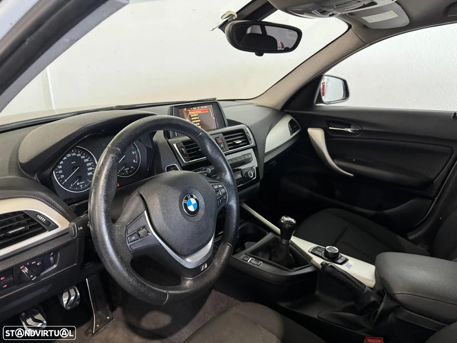 BMW 116 d Pack M - 19