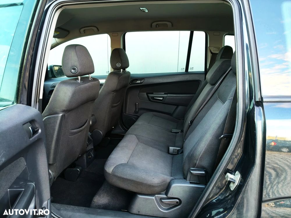 Opel Zafira 1.7 CDTI ecoFLEX Family - 17
