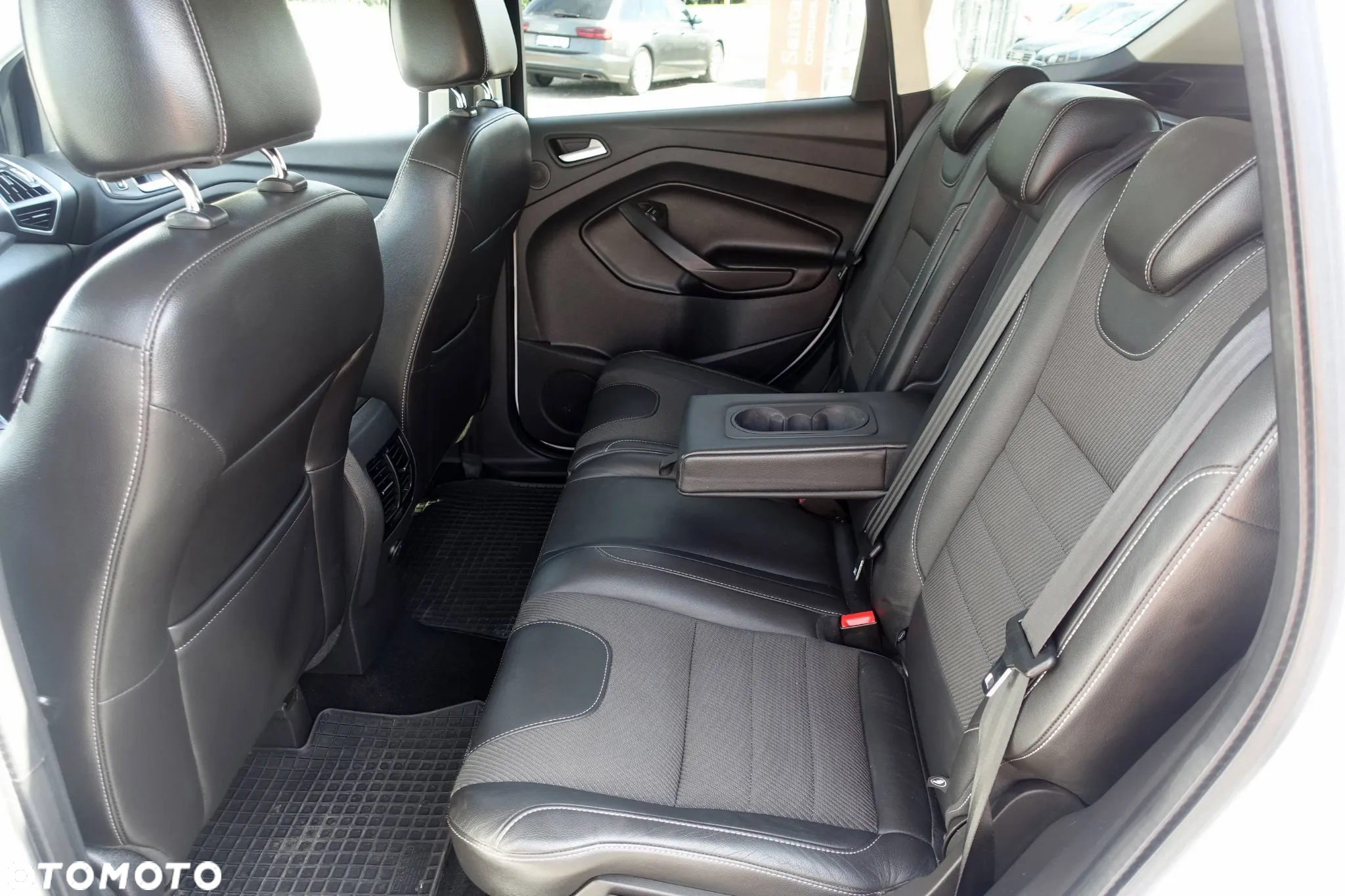 Ford Kuga 2.0 TDCi 4WD Titanium - 14