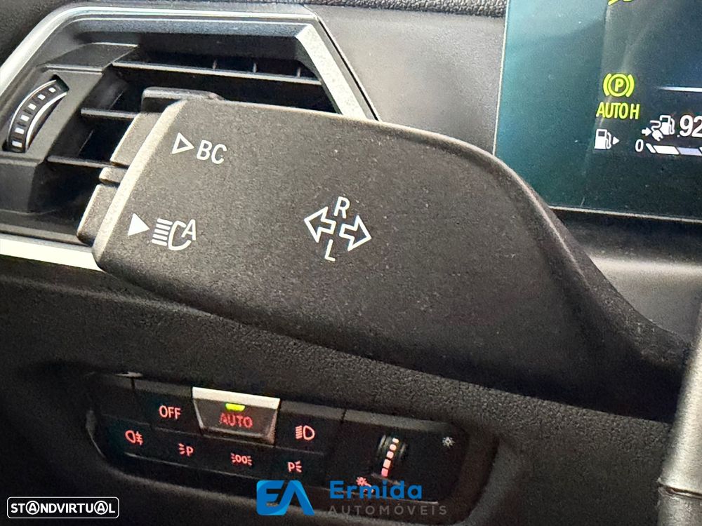 BMW 330 - 52