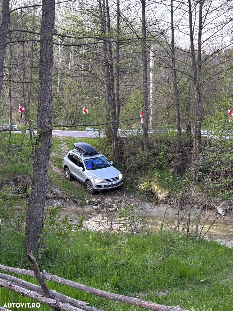 Volkswagen Touareg - 23