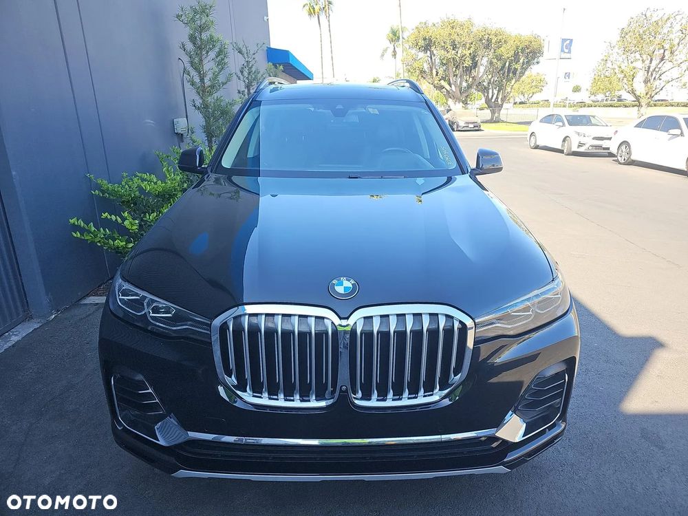 BMW X7 xDrive40i mHEV - 2