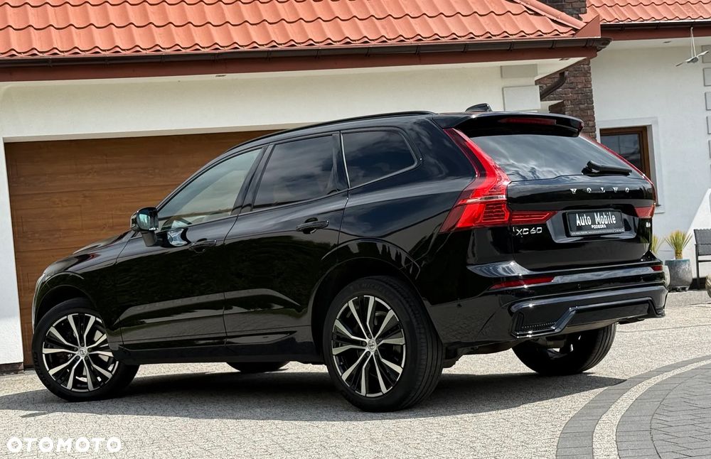 Volvo XC 60 B4 D Plus Dark - 6