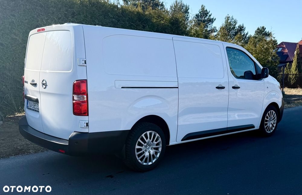 Opel Vivaro - 10