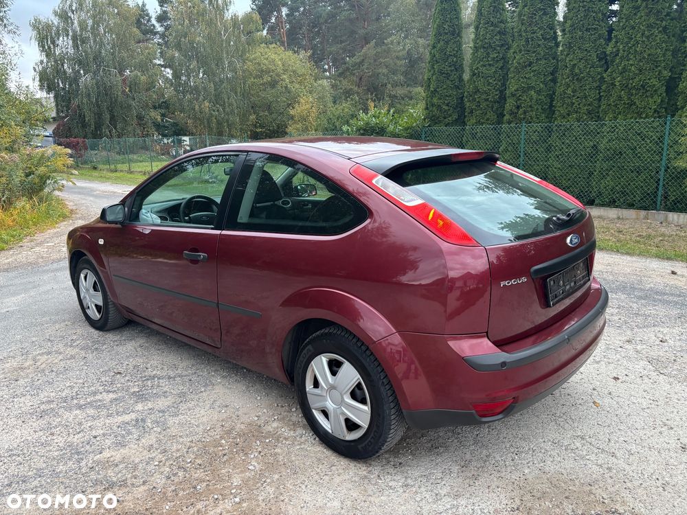 Ford Focus 1.4 16V Connection - 25