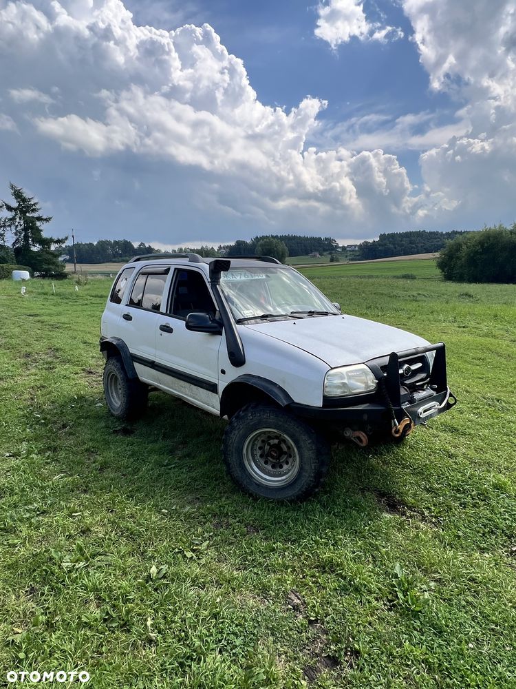 Suzuki Grand Vitara 2003 photo 2
