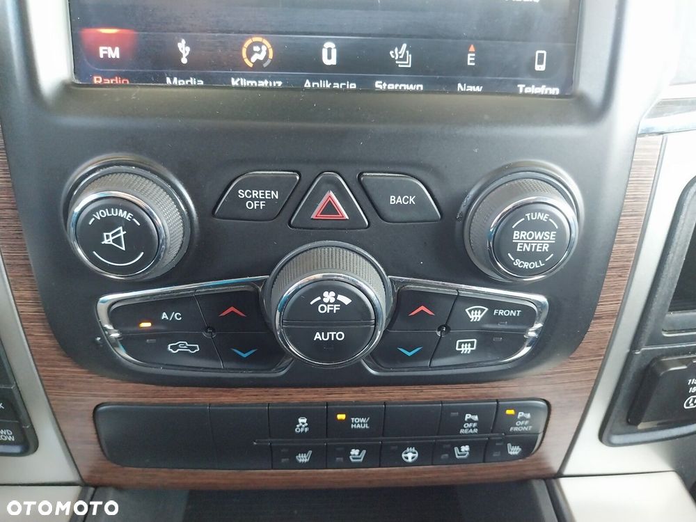 Dodge RAM - 32
