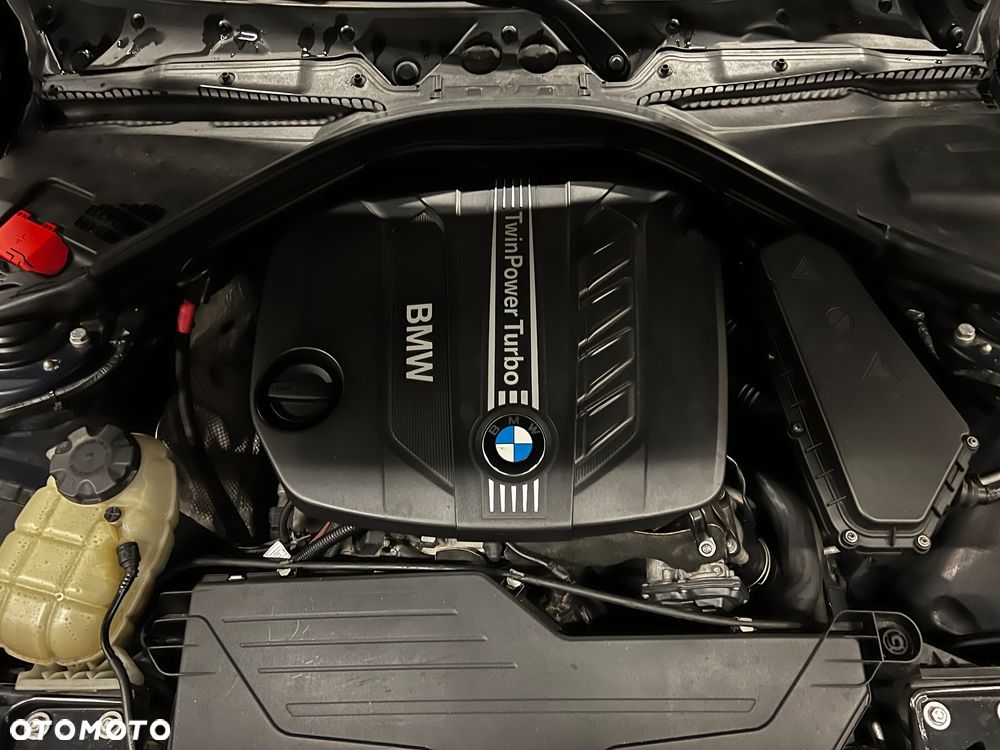 BMW Seria 3 320d - 17