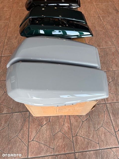 Pokrywa kufra górna prawa lewa Harley Touring 23-26 90202454 90202455 - 1