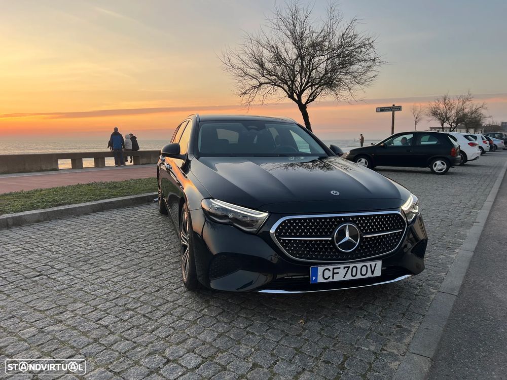 Mercedes-Benz E 300 Standard - 13