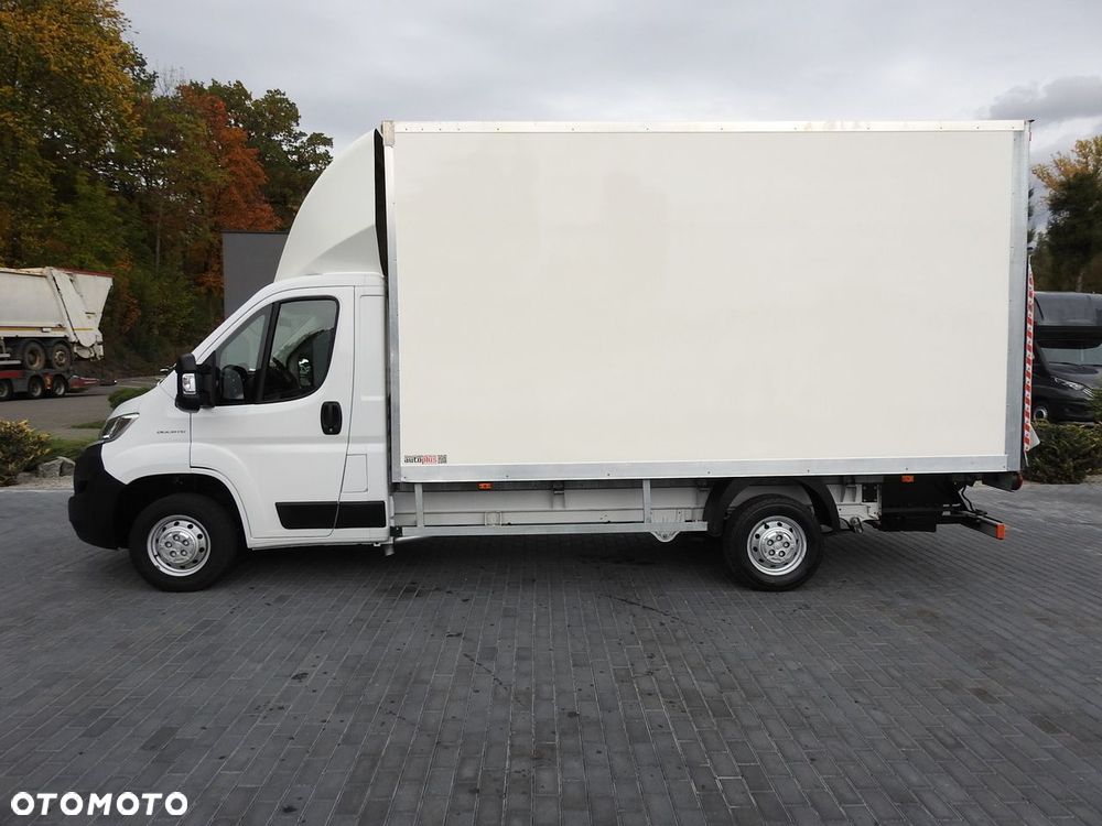 Fiat DUCATO KONTENER WINDA 8 PALET TEMPOMAT NAWIGACJA KLIMATYZACJA LEDY  130KM - 9