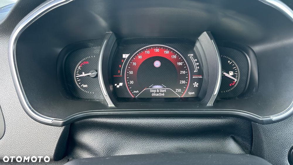 Renault Megane - 21