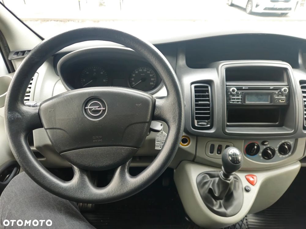 Opel Vivaro - 30