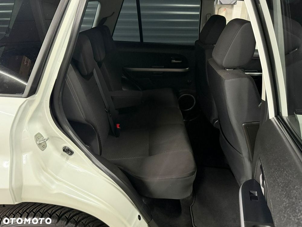 Suzuki Grand Vitara - 17