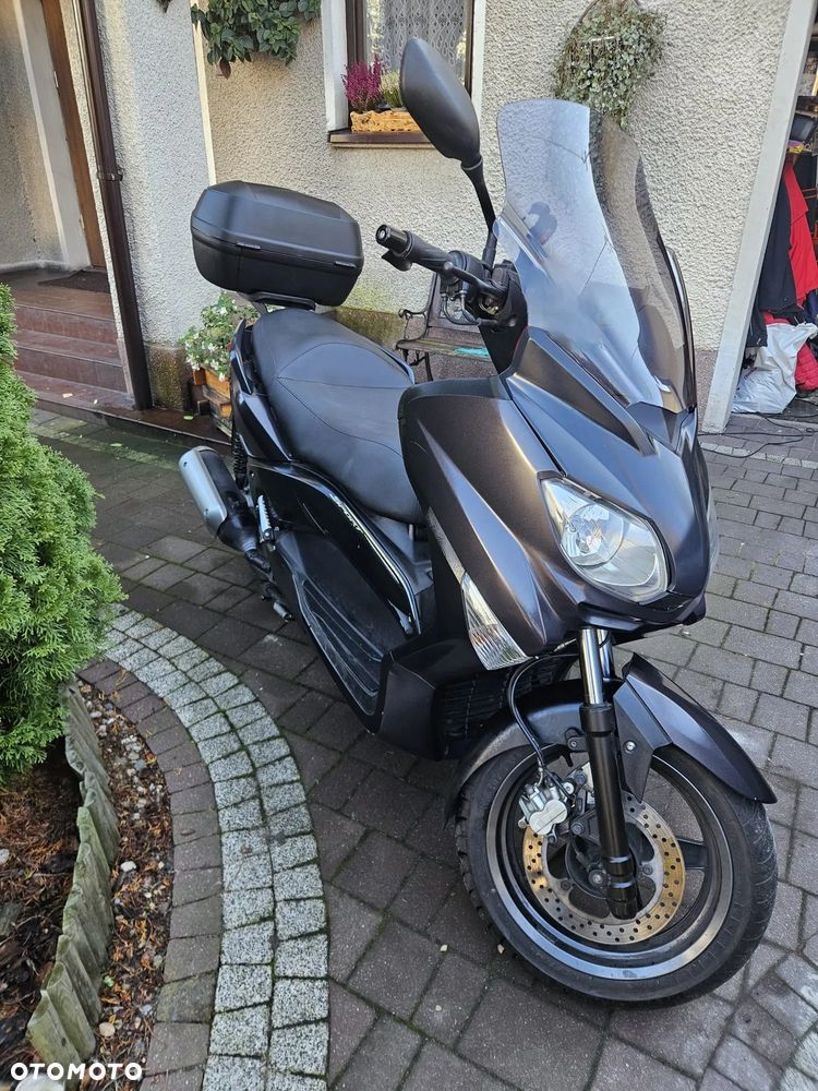 Yamaha X-max - 1