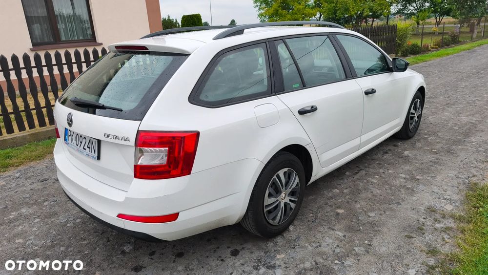 Skoda Octavia 1.6 TDI Ambition - 7