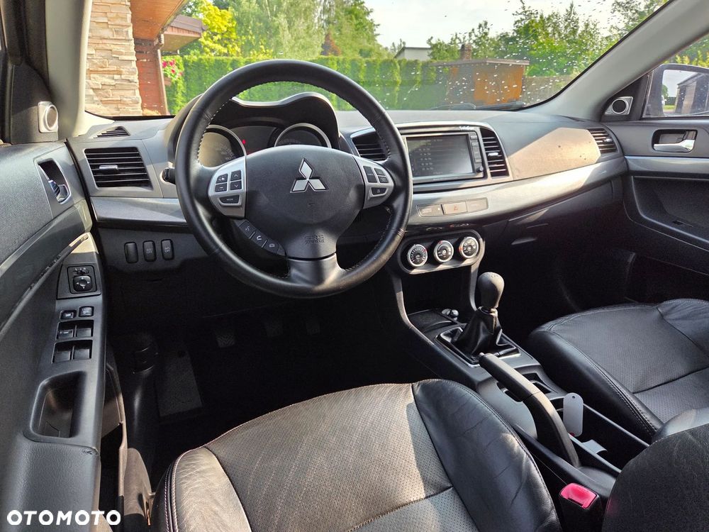 Mitsubishi Lancer - 21
