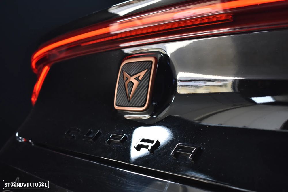 Cupra Leon 1.4 e-Hybrid VZ DSG - 9
