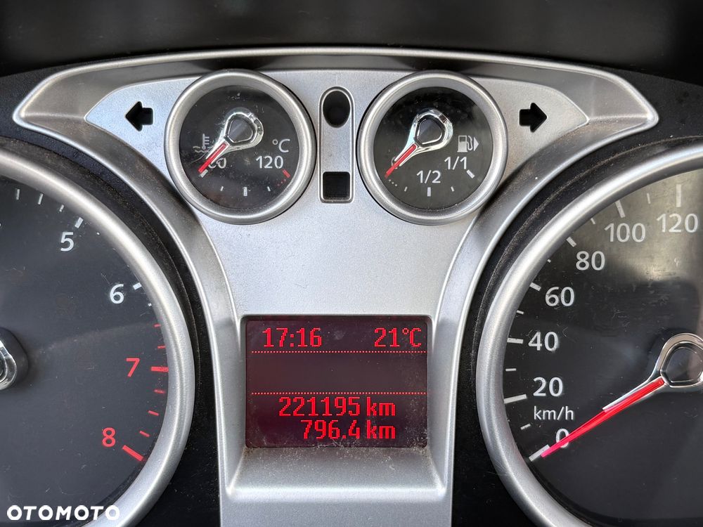Ford Focus 1.6 16V Ambiente - 17