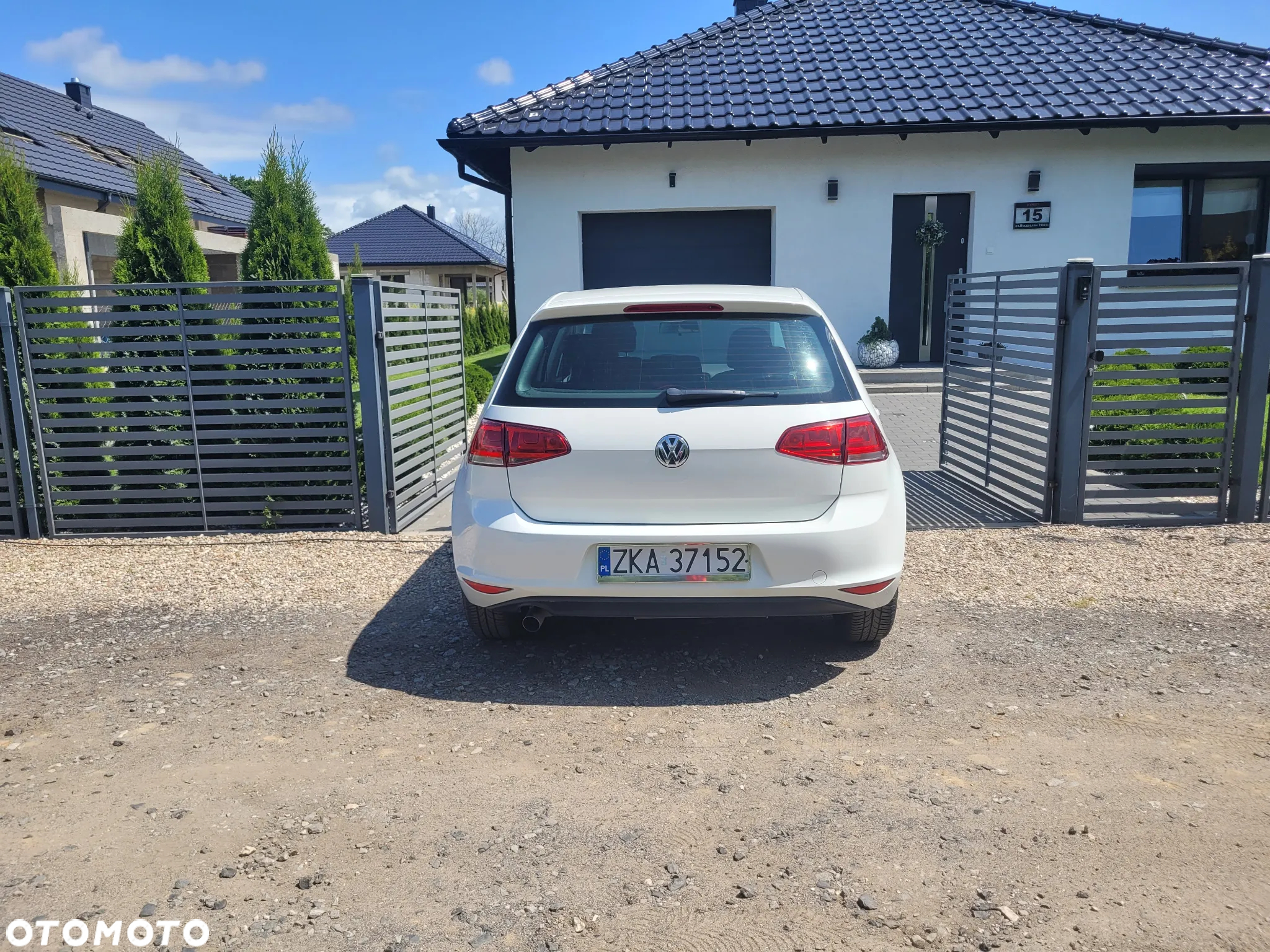 Volkswagen Golf 1.6 BlueTDI Comfortline - 4