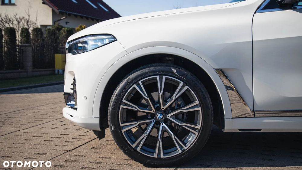BMW X7 xDrive40i - 7