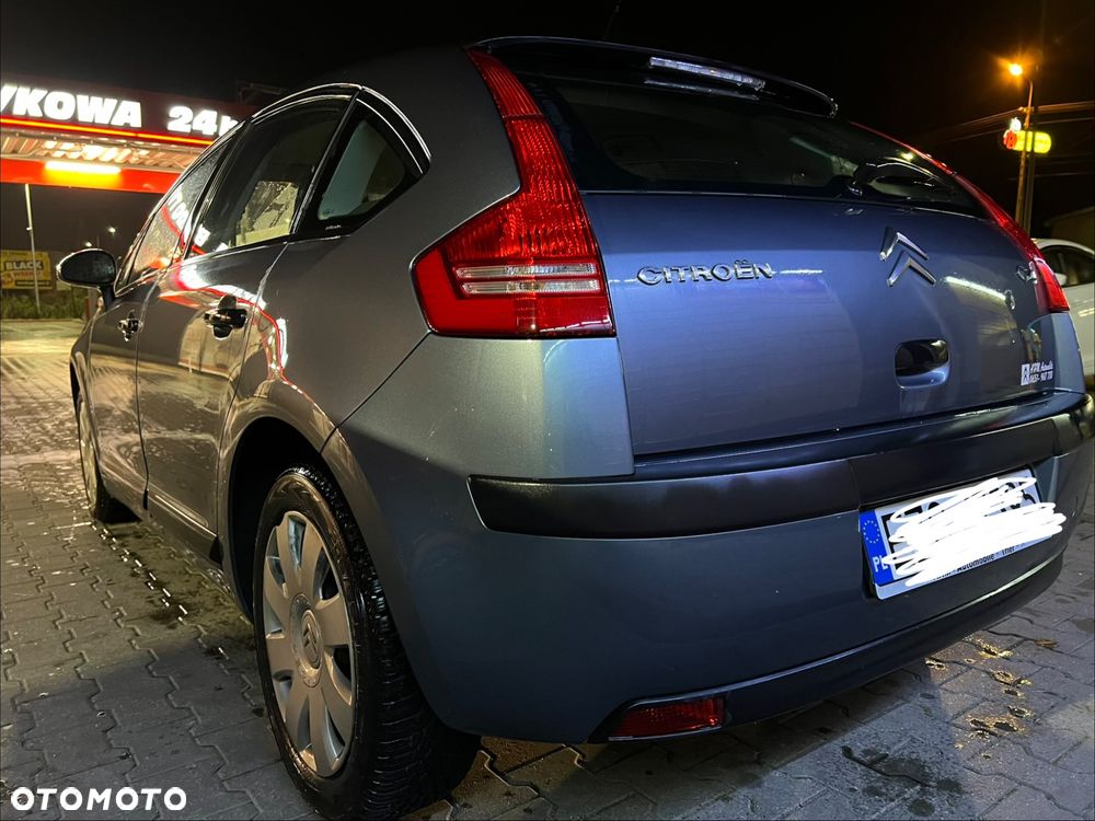 Citroen C4 2006 photo 4