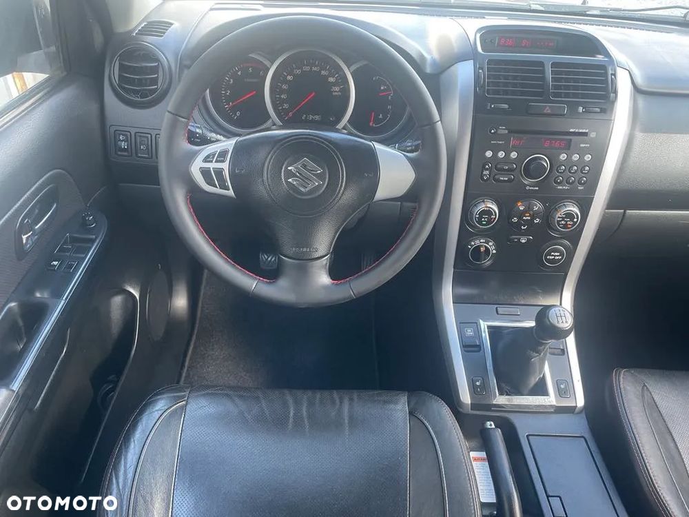 Suzuki Grand Vitara - 14
