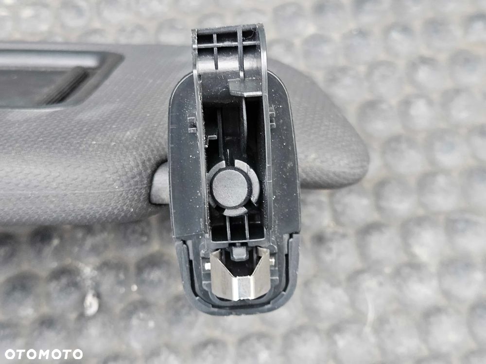 Daszek Słonecznik 8K0857551 8K0857552 Czarne S-Line Oslona Przeciwsloneczna Haczyk Lewa Prawa AUDI A4 B8 - 14