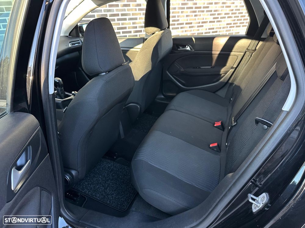 Peugeot 308 SW 1.6 BlueHDi Active - 12