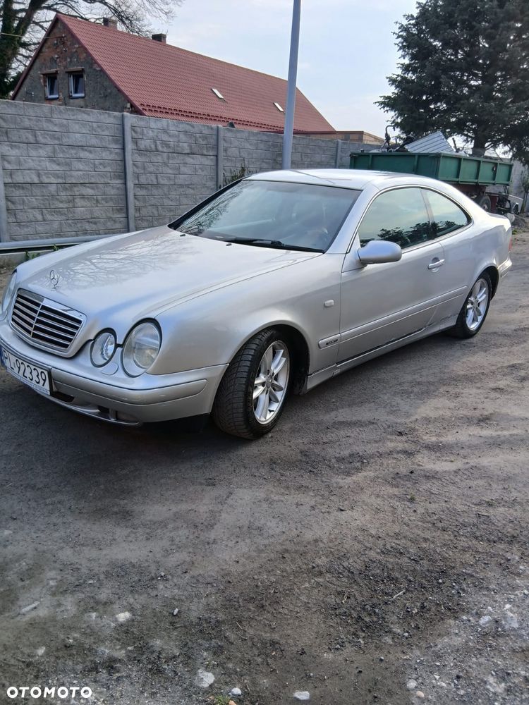Mercedes-Benz CLK 320 - 1