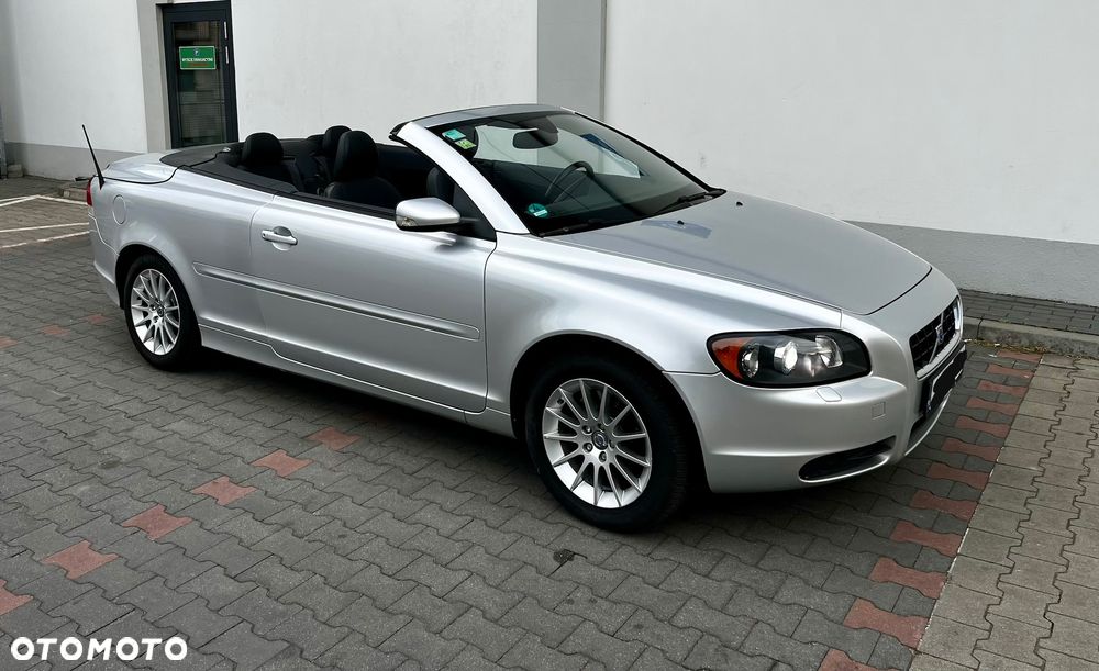Volvo C70 - 12