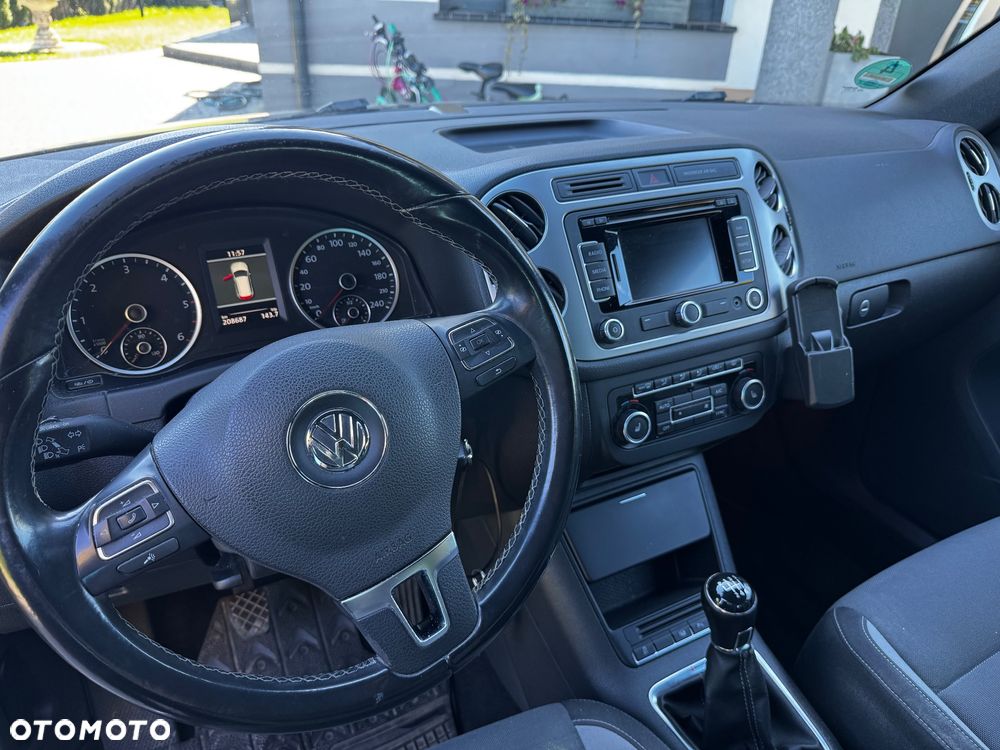 Volkswagen Tiguan 2.0 TDI DPF 4Motion BlueMotion Technology Life - 24