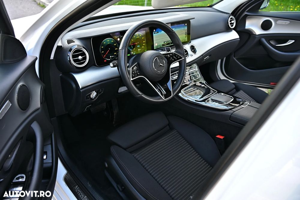 Mercedes-Benz E 300 Hybrid de T-Modell 4MATIC Aut. - 18