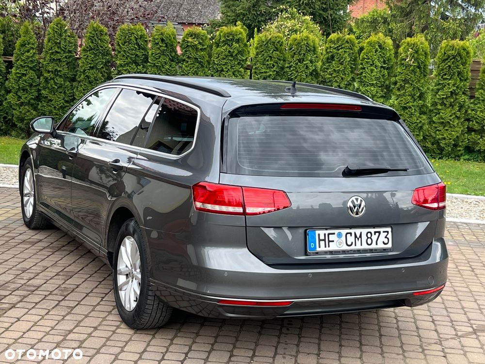 Volkswagen Passat - 7