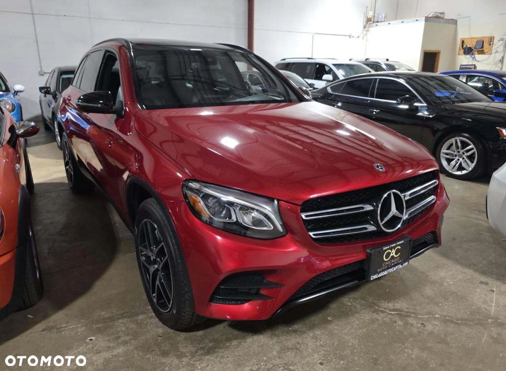Mercedes-Benz GLC 300 4Matic 9G-TRONIC Exclusive - 2