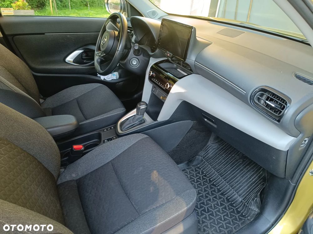 Toyota Yaris Cross Hybrid 1.5 Comfort - 13