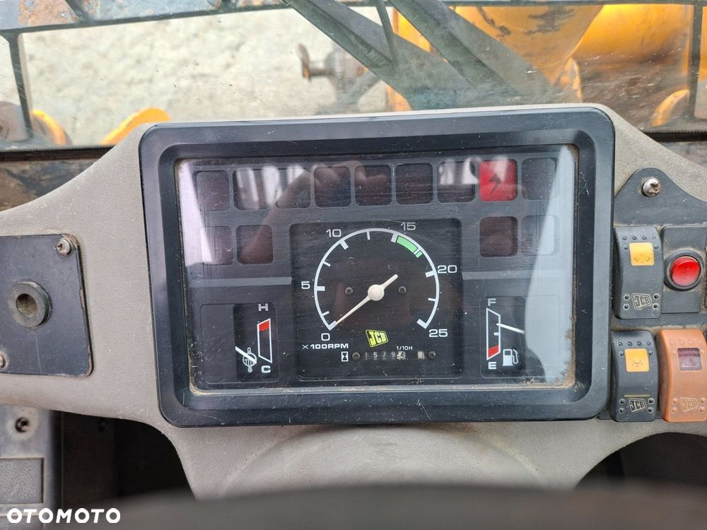 JCB 525-50 4X4 - 17